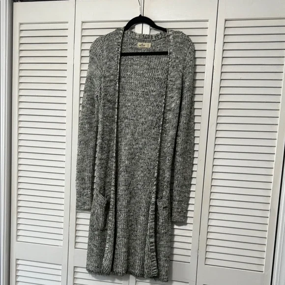 Cardigan - Picture 1 of 6